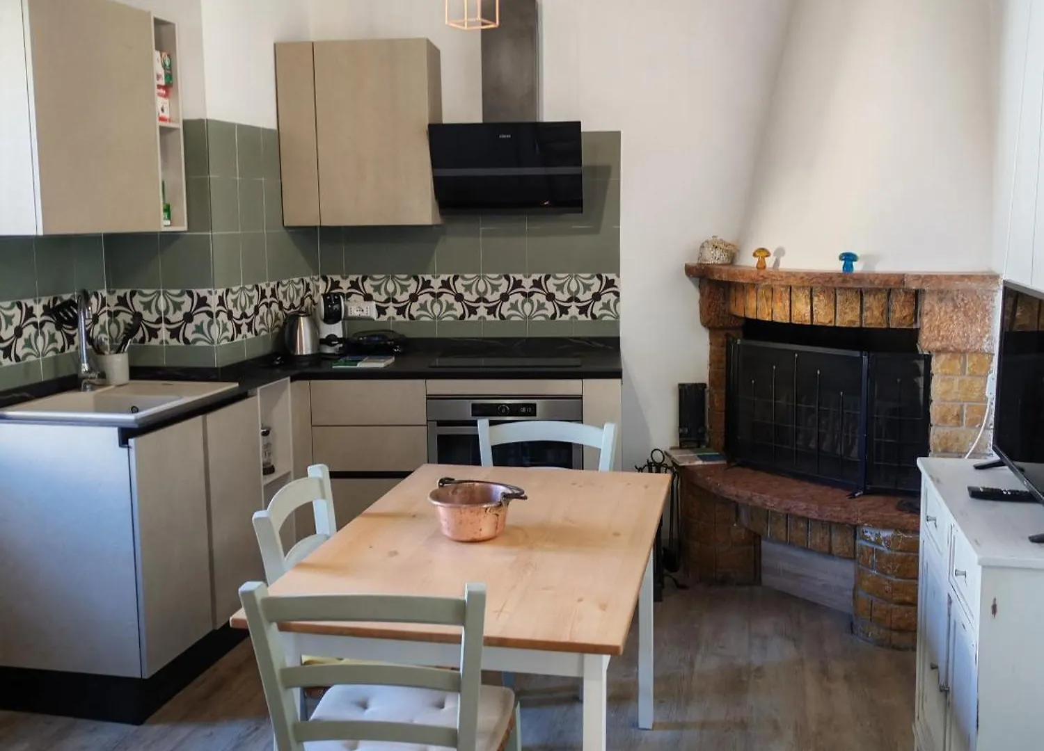 Rondini Apartment Prunetta Italy